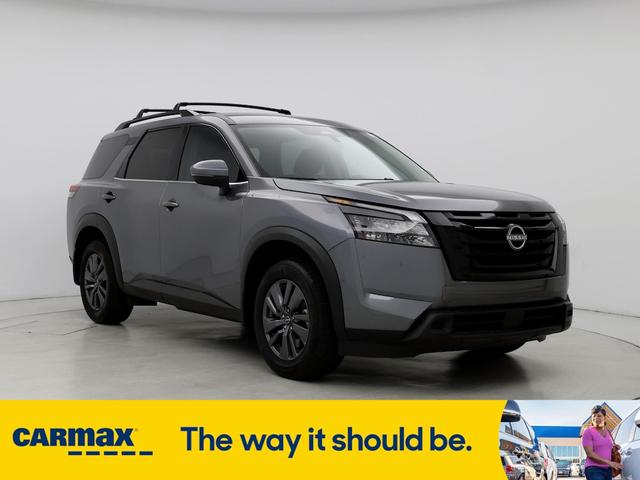 2024 nissan pathfinder sv