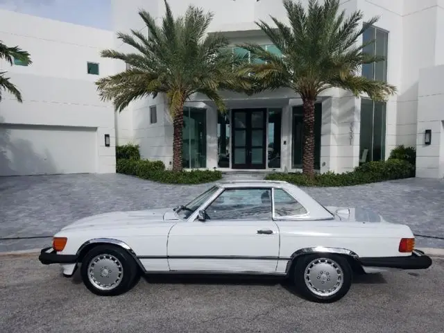 1986 mercedes 560sl one owner all original. very collectible