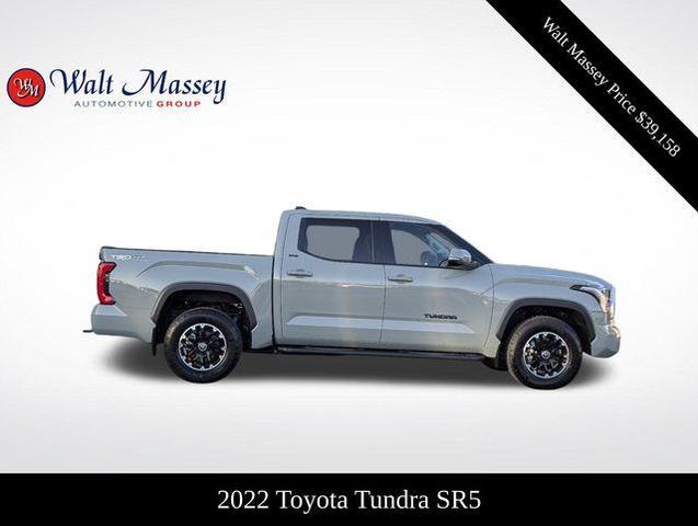 2022 toyota tundra sr5