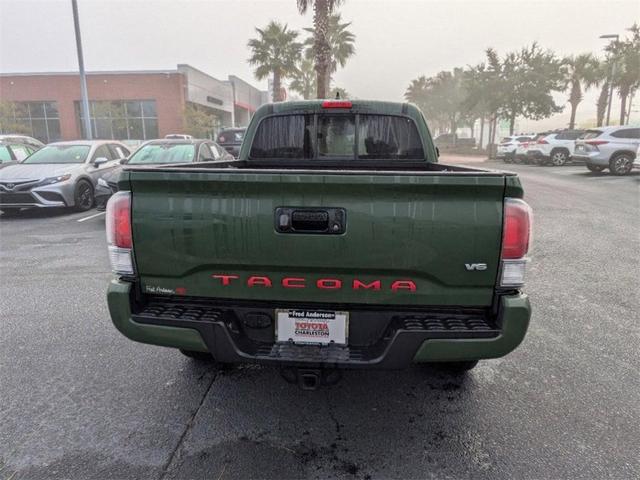 2022 toyota tacoma trd sport