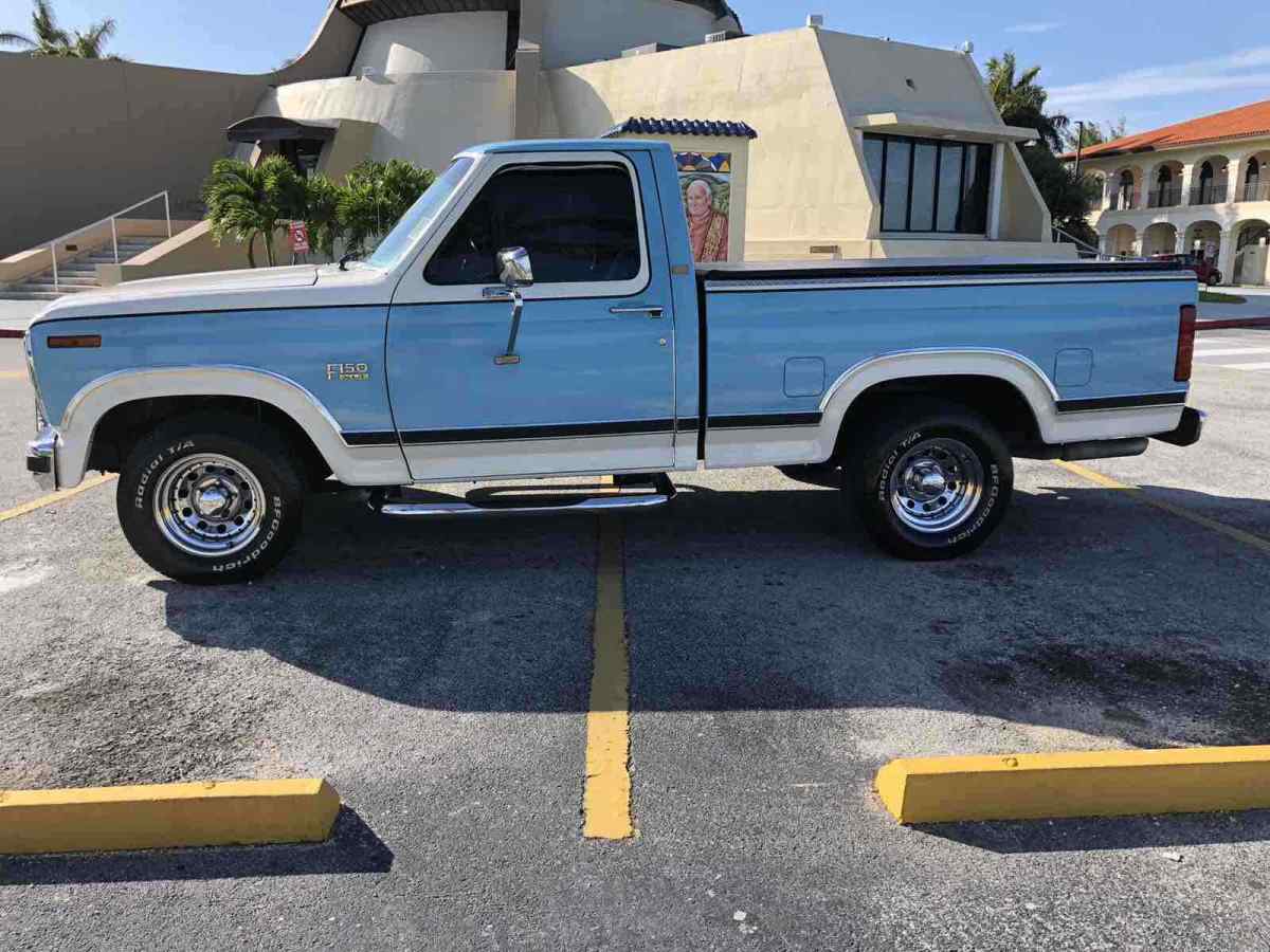 1982 ford f-150 pickup blue rwd automatic