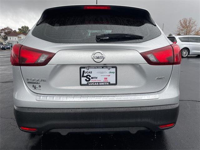 2017 nissan rogue sport s