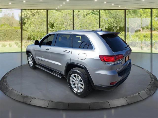 2021 jeep grand cherokee laredo
