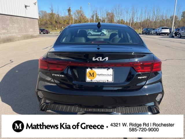 2023 kia forte gt-line