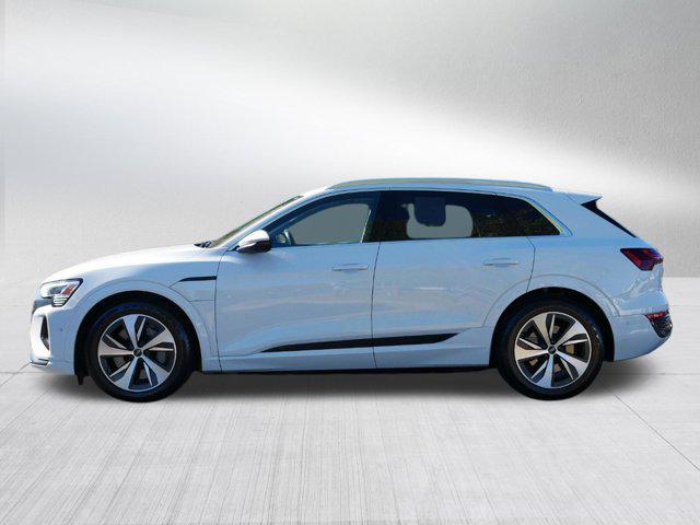 2024 audi q8 e-tron premium plus