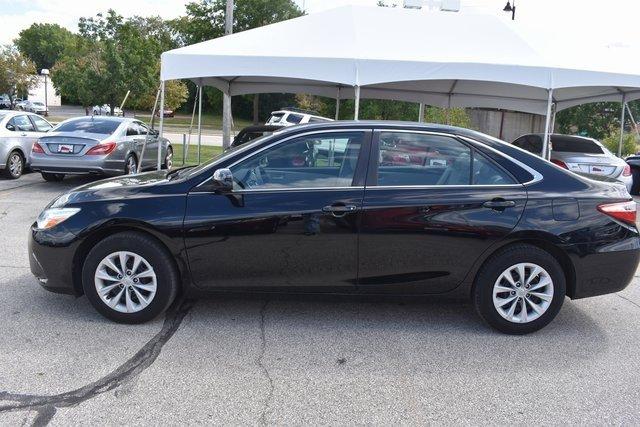 used 2016 toyota camry le milwaukee, wi 53209 for sale in milwaukee, wisconsin
