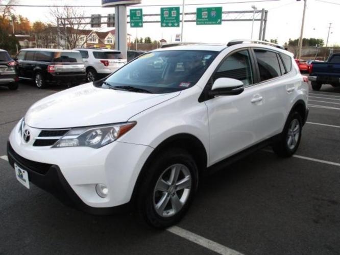 2013 toyota rav4 xle awd xle 4dr suv for sale in brentwood, new hampshire