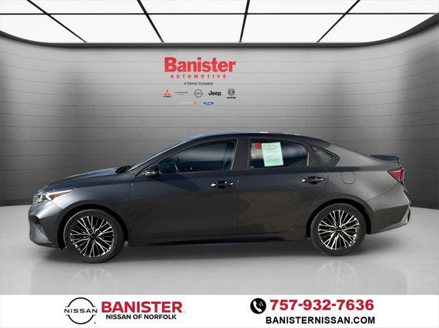 2022 kia forte gt-line