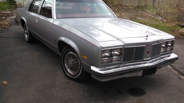 1977 oldsmobile delta 88 royal brougham 4 door sedan 1 owner 44k original miles!