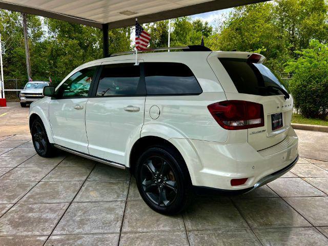 2020 dodge journey crossroad