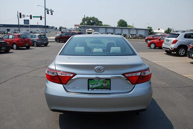 2015 toyota camry le