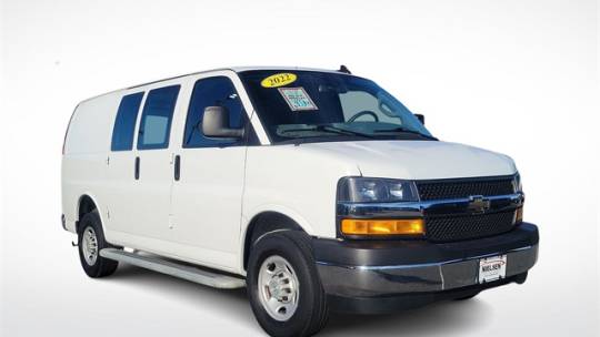 2022 chevrolet express 2500