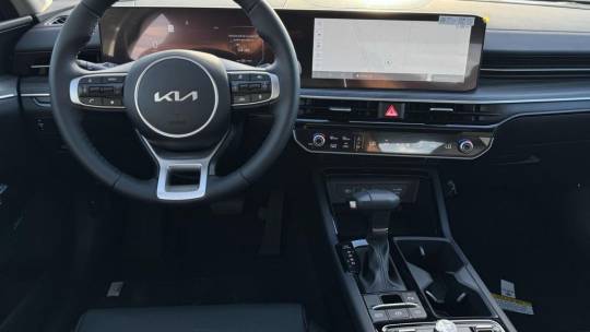 2025 Kia K5