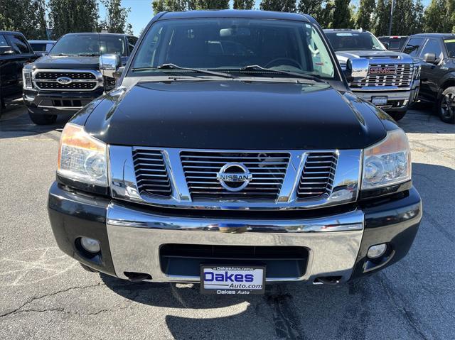 2010 nissan titan se