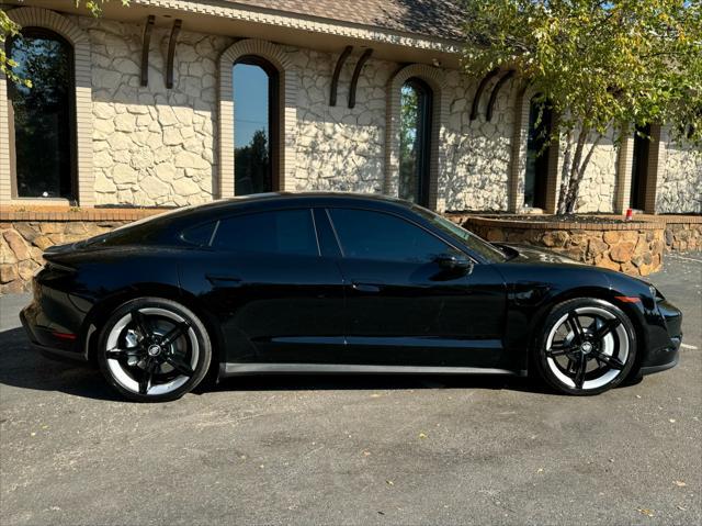 2023 porsche taycan sedan