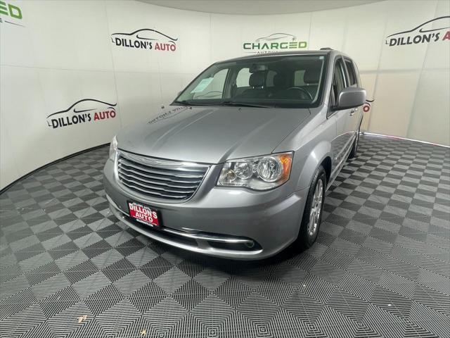 2016 chrysler town & country touring