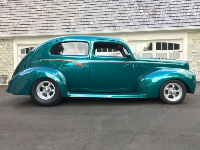 1940 ford v8 deluxe coupe, custom build, frame-off restoration, show winner