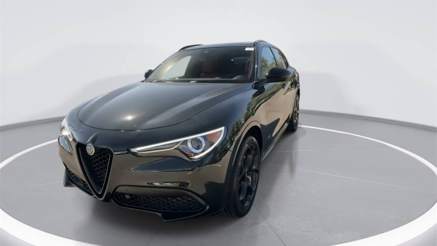 2023 alfa romeo stelvio veloce
