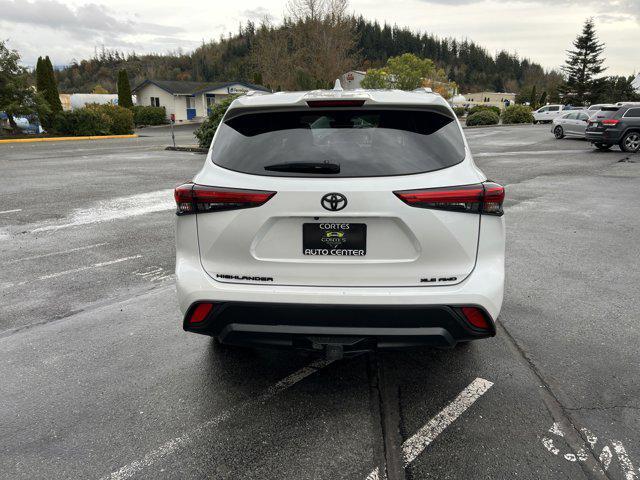 2022 toyota highlander xle