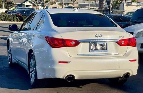 2016 infiniti q50