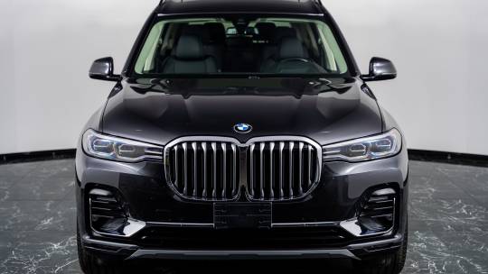 2021 BMW X7