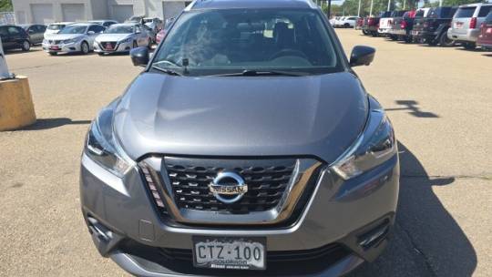 2019 nissan kicks sr