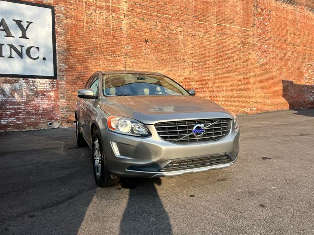 2014 volvo xc60 base