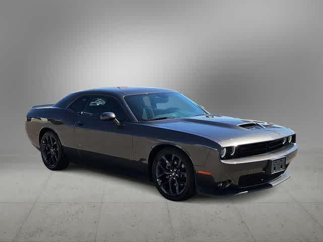 2022 dodge challenger gt