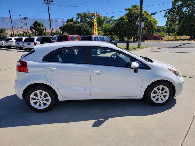 2012 kia rio5 lx