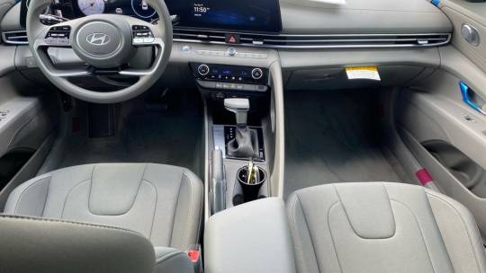 2024 Hyundai Elantra
