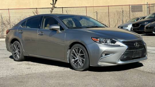 2017 Lexus ES