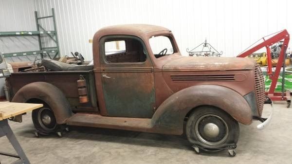 1939 ford 1/2 ton short box clean!!!!