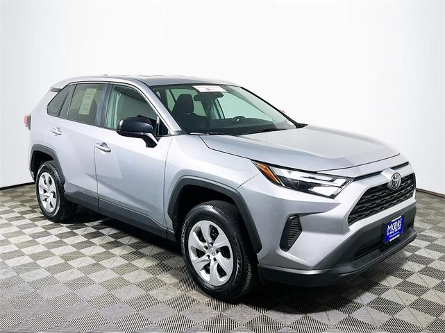 2024 toyota rav4 le