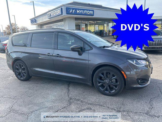 2018 chrysler pacifica touring l plus