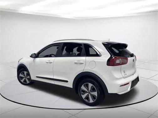 2017 kia niro lx in sheboygan, wisconsin
