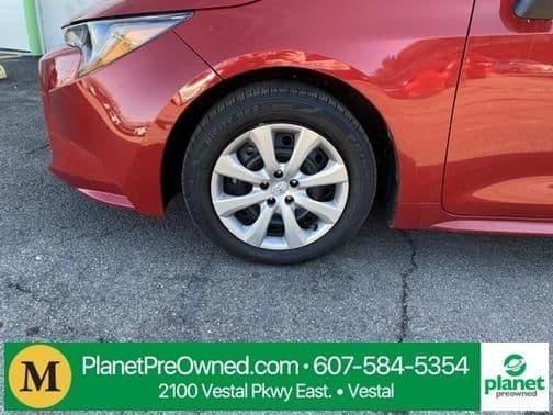 2021 toyota corolla le in ross corners, new york