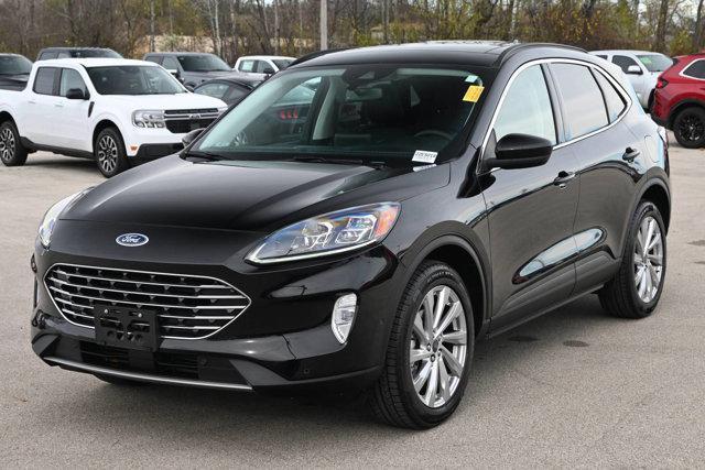 2022 ford escape titanium
