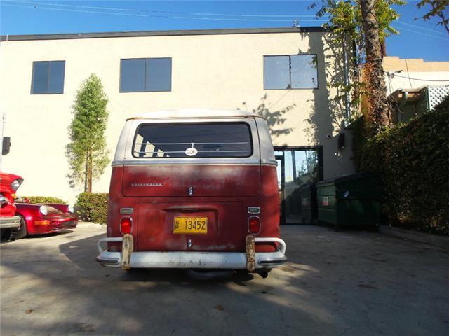 1967 volkswagen bus deluxe 13 window 0 red/ white bus 4 cyl manual