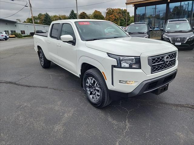 2022 nissan frontier sv