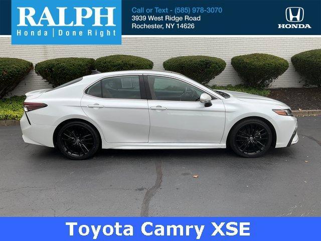 2021 toyota camry xse