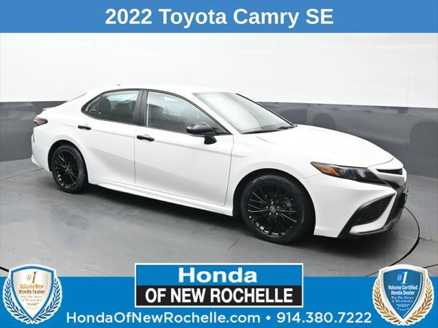 2022 toyota camry se