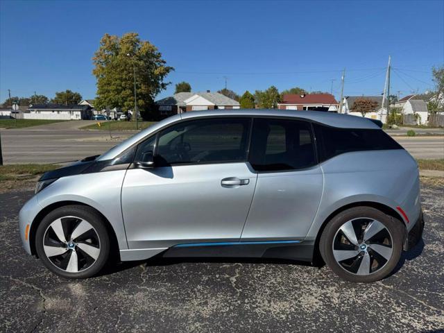 2016 bmw i3 base w/range extender