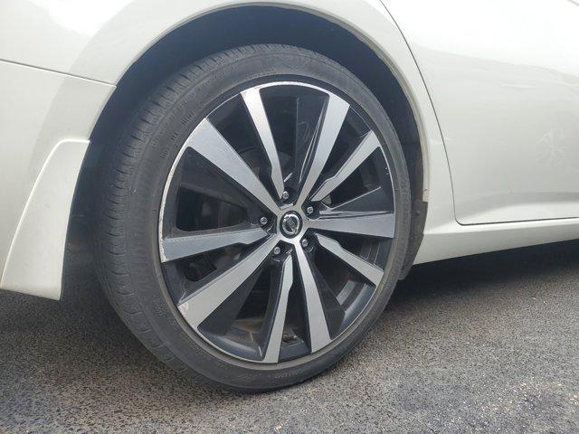 2022 nissan altima sr fwd