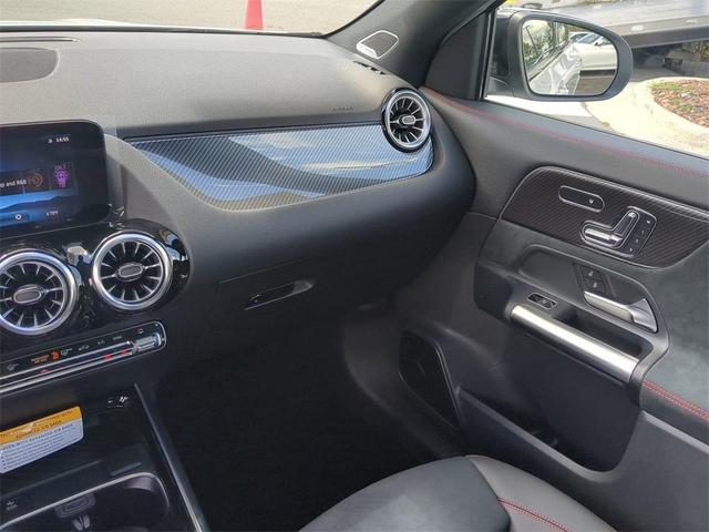 2025 mercedes-benz amg gla 35 base