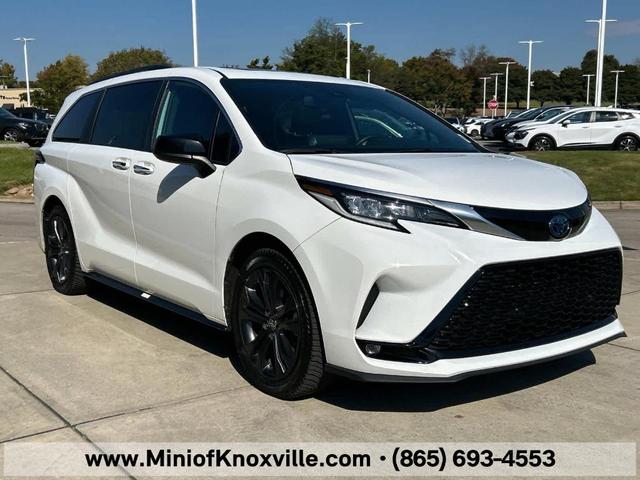 2023 toyota sienna l