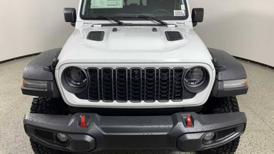 2024 Jeep Gladiator