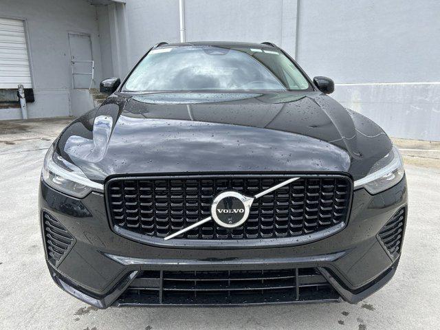 2024 volvo xc60 b5 plus dark theme