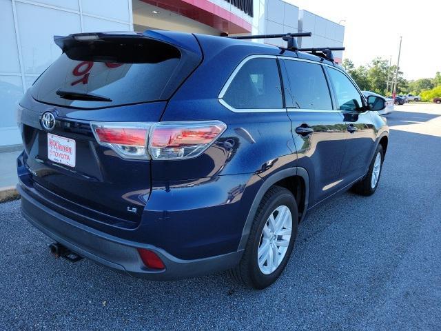 2015 toyota highlander le