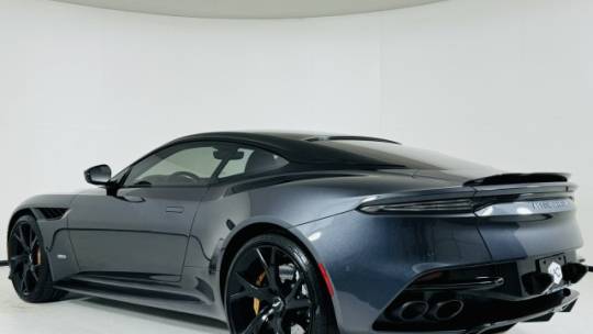 2019 Aston Martin DBS