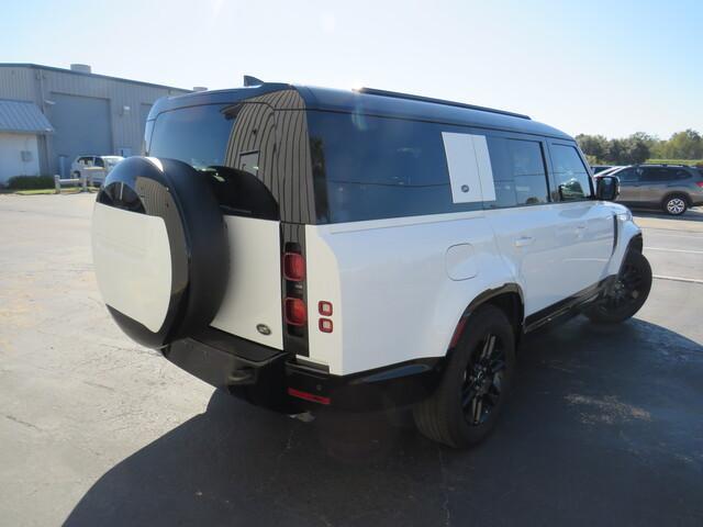 2023 land rover defender x-dynamic se